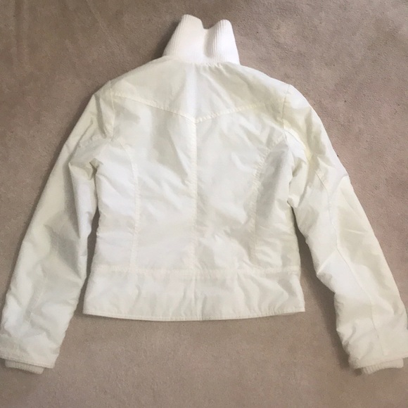 H&M cream jacket - Picture 2 of 4